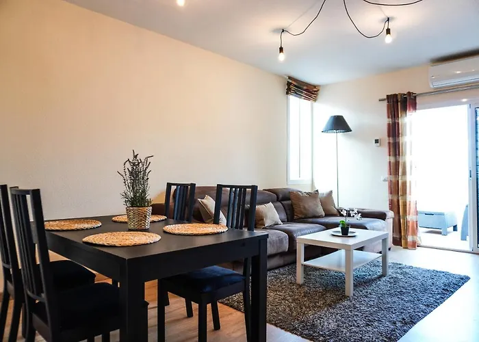 Vistas Paradise 아파트 *